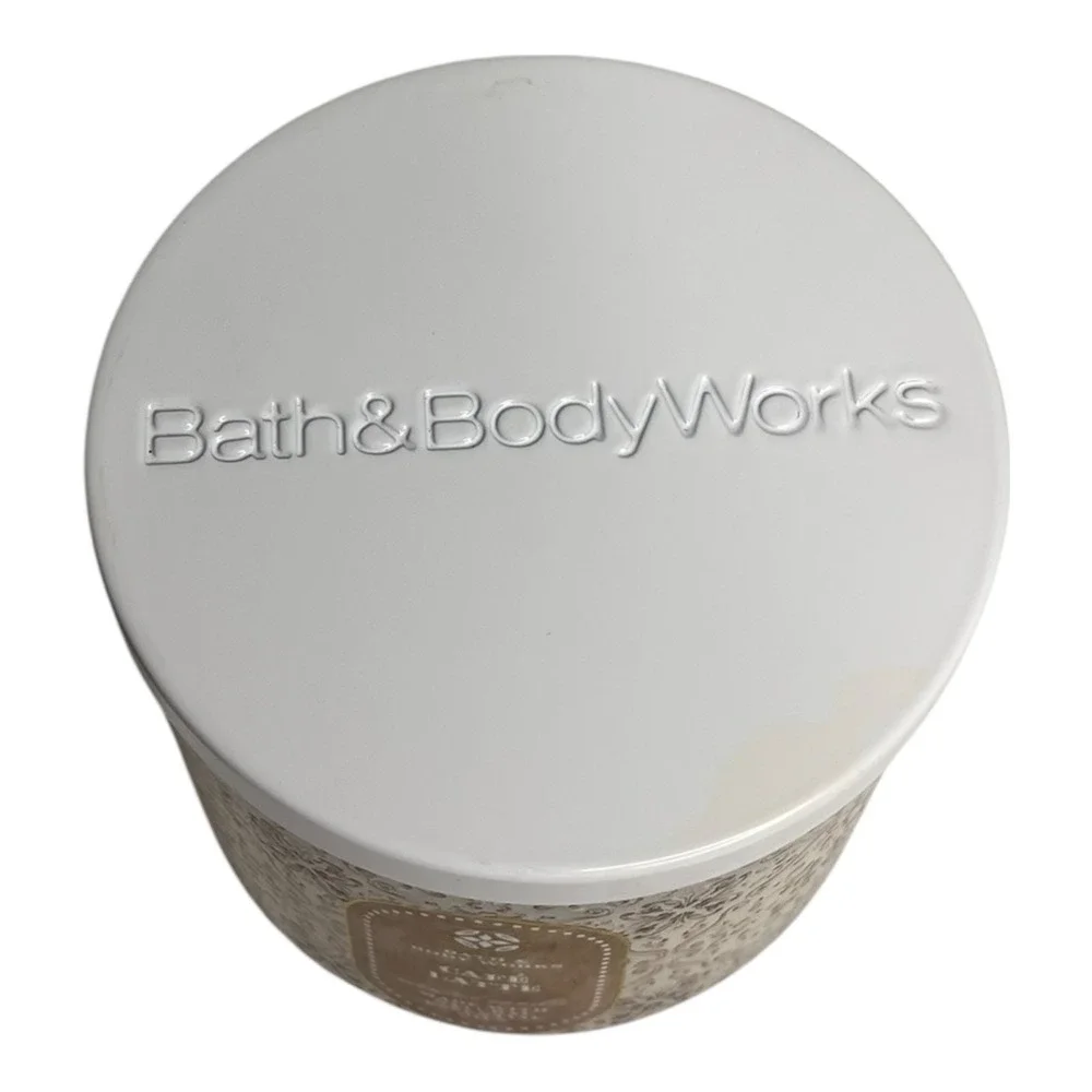 Bath & Body Works Cafe Latte  3 Wick Scented Candle  14.5 oz w/ lid